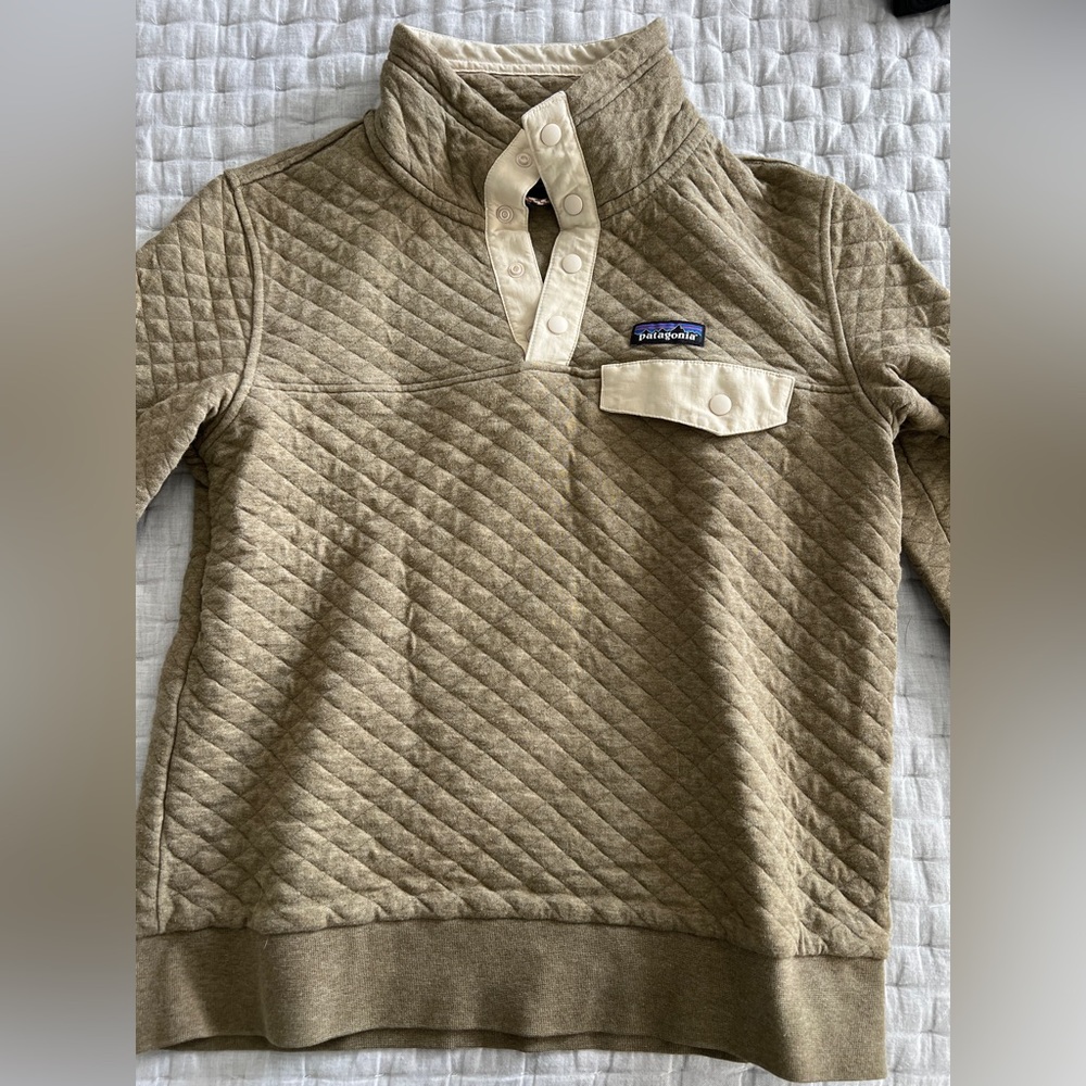 Patagonia quilted pullover